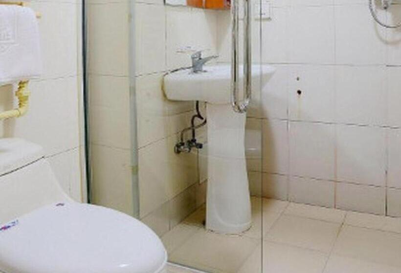 Super 8 Hotel Beijing International Exhibition Center