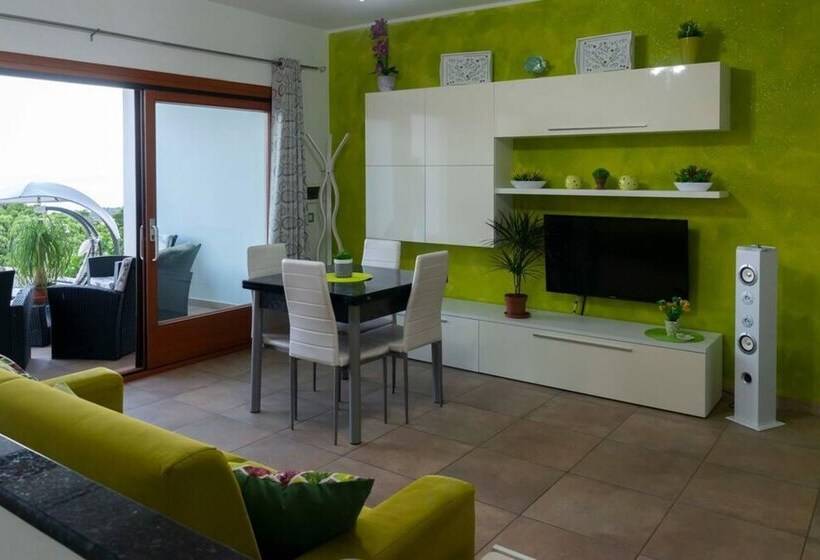 Welcomely L Isola Nel Verde