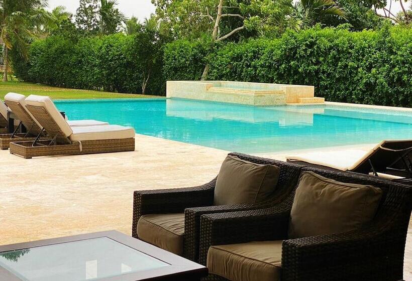 Srvittinivillas Brroe 27/ Resorts Villas/ Espacius Modern Great