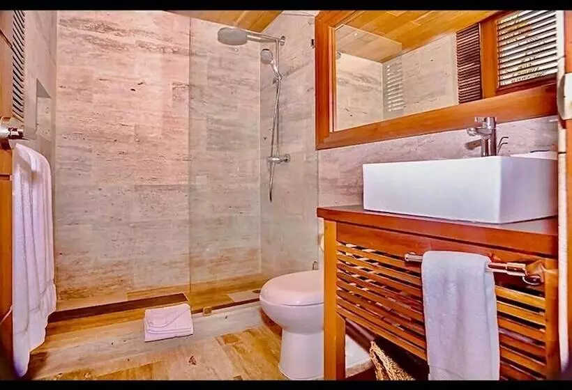 Srvittinivillas Cñ Ll66 /great Villa/ Good Location/  Resort Villa/