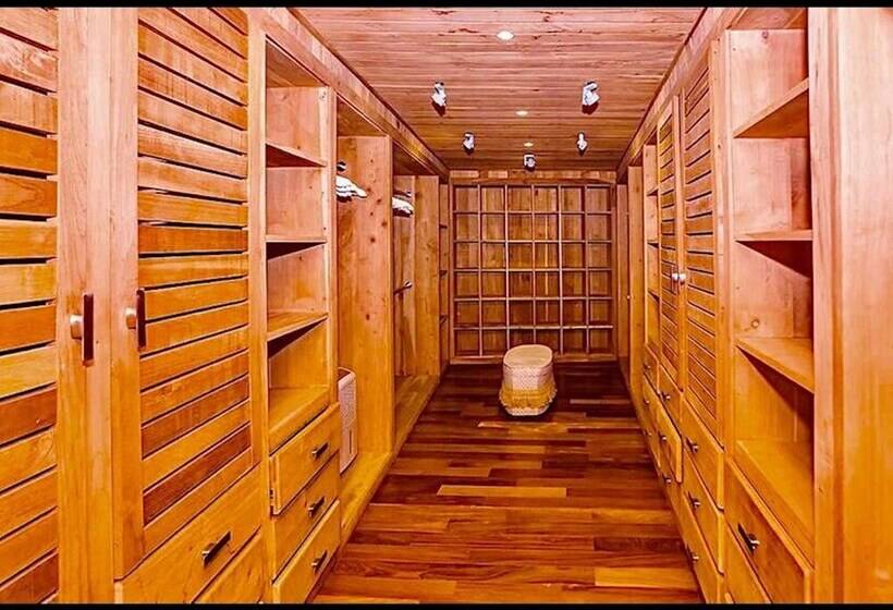 Srvittinivillas Cñ Ll66 /great Villa/ Good Location/ Resort Villa/