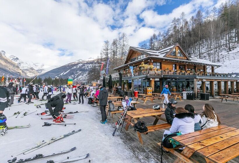 Asteria 29 Skiing Nearby Happy Rentals