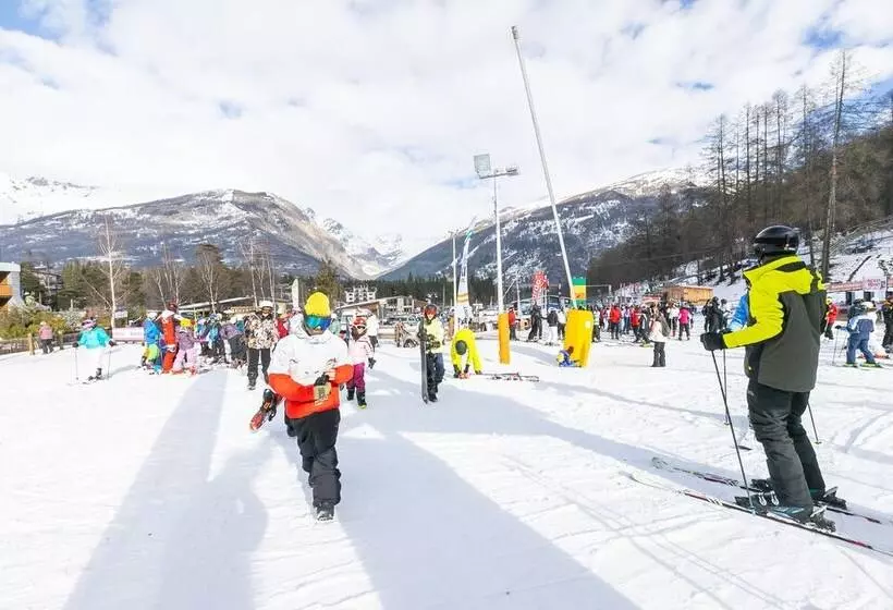 Asteria 29 Skiing Nearby Happy Rentals