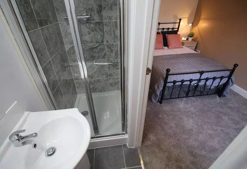 ペンション Comfy Rooms In Coventry