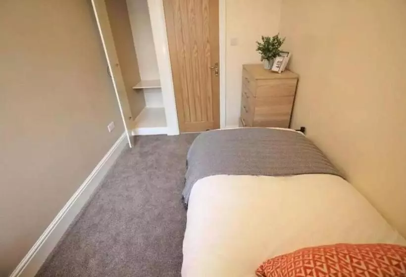 ペンション Comfy Rooms In Coventry