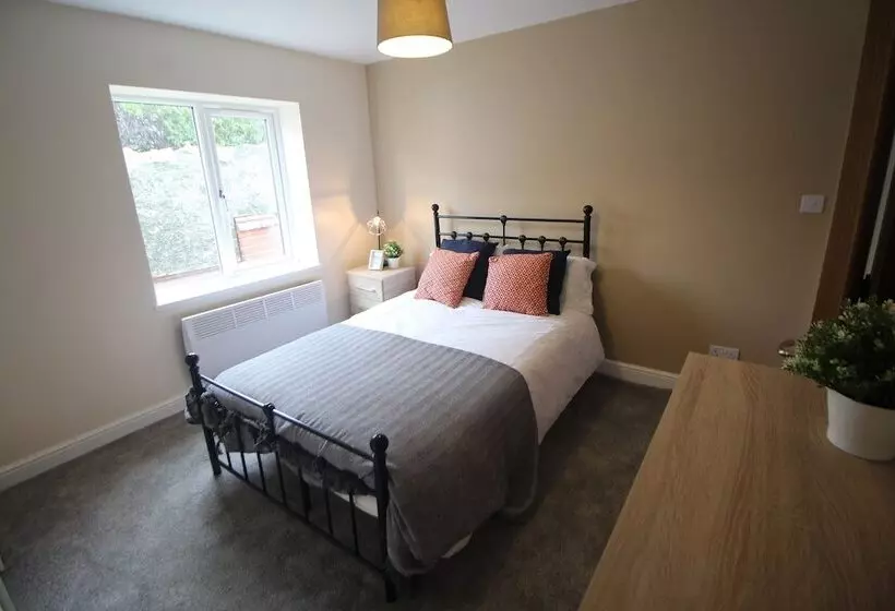 ペンション Comfy Rooms In Coventry