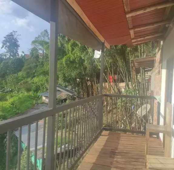 ユースホステル Hostal Y Cabañas Los Juanes