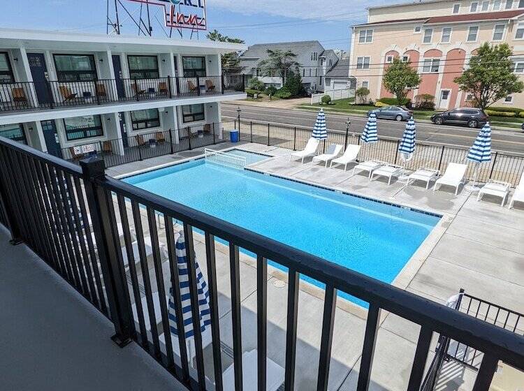 هاستل Seaport Inn