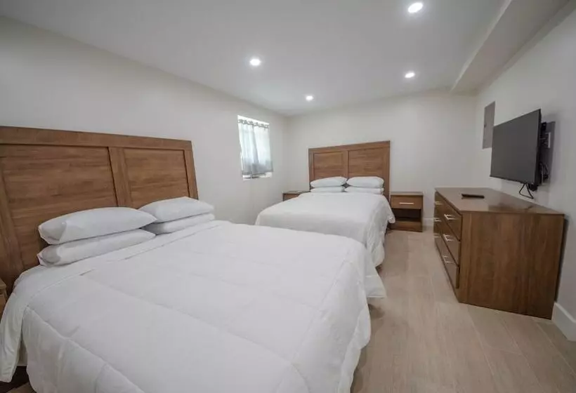 ユースホステル Seaport Inn
