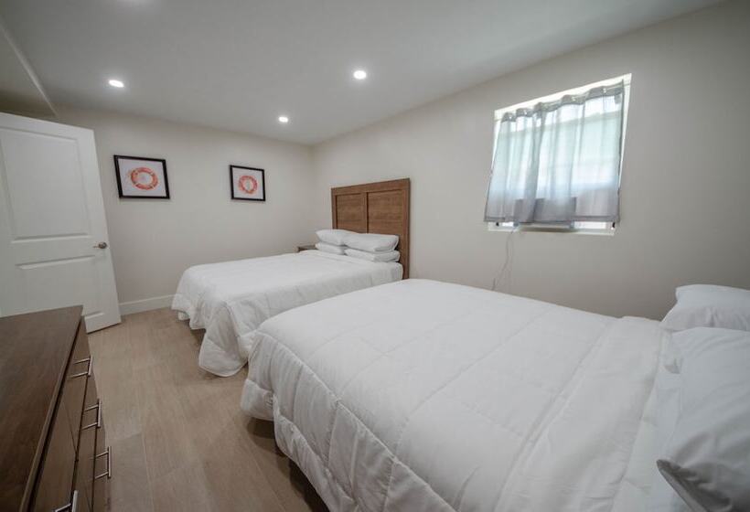 هاستل Seaport Inn