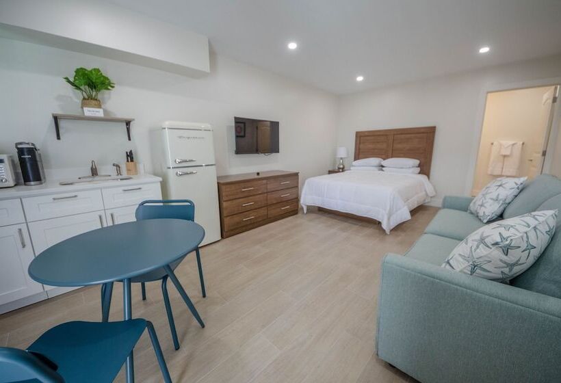 هاستل Seaport Inn