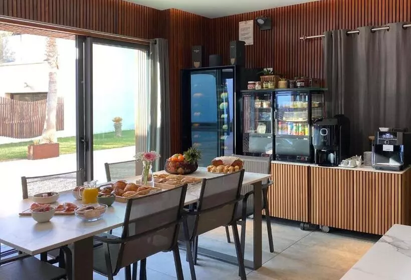 Aamiaismajoitus (B&B) Villa Miramar Frontignan