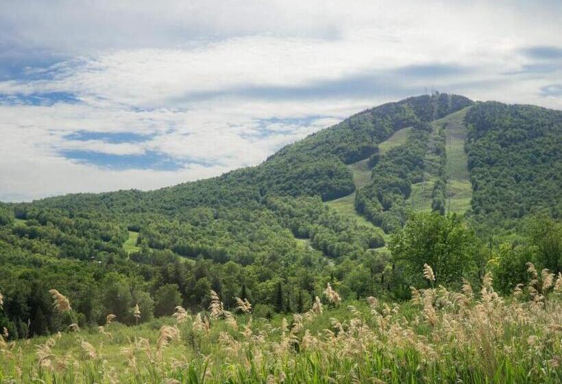 Condo Hotel Au Pied Du Mont Orford