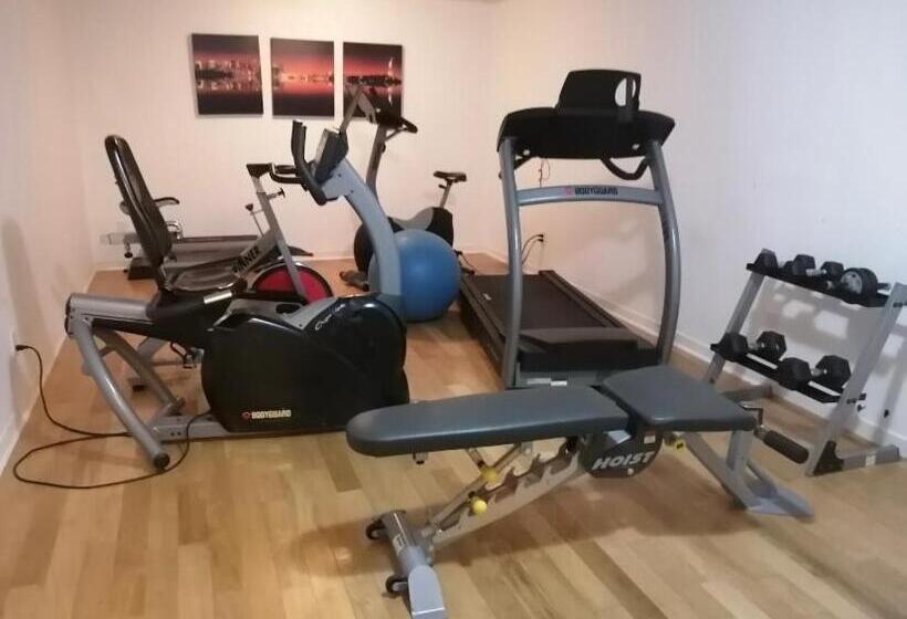 Condo Hotel Au Pied Du Mont Orford