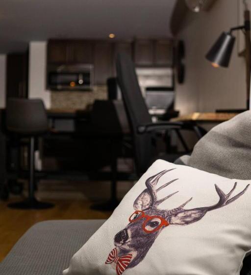 Condo Hotel Au Pied Du Mont Orford