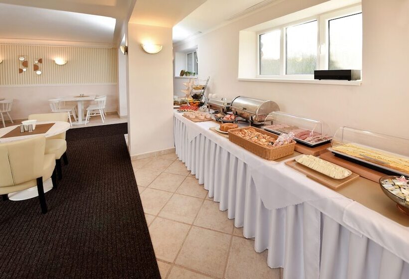 Aplend Hotel Lujza Major