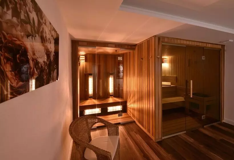 Aplend Hotel Lujza Major