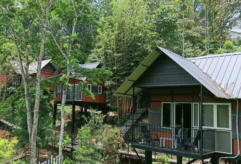 Hotel Santhi Hill View Resort