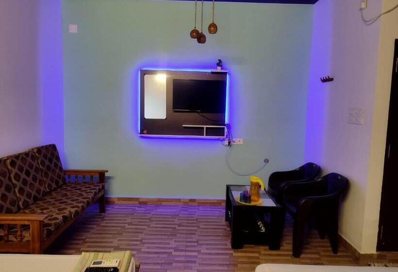 בית מלון כפרי Season 4