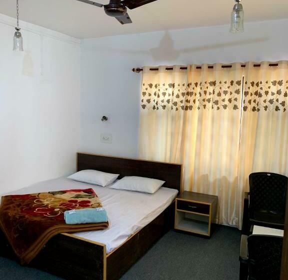 پانسیون Ta Hayat