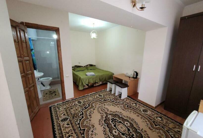 هاستل ай ас