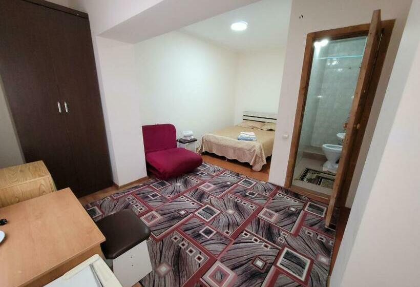 هاستل ай ас