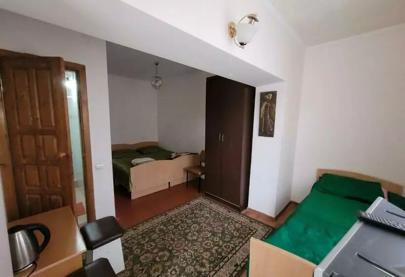 هاستل ай ас