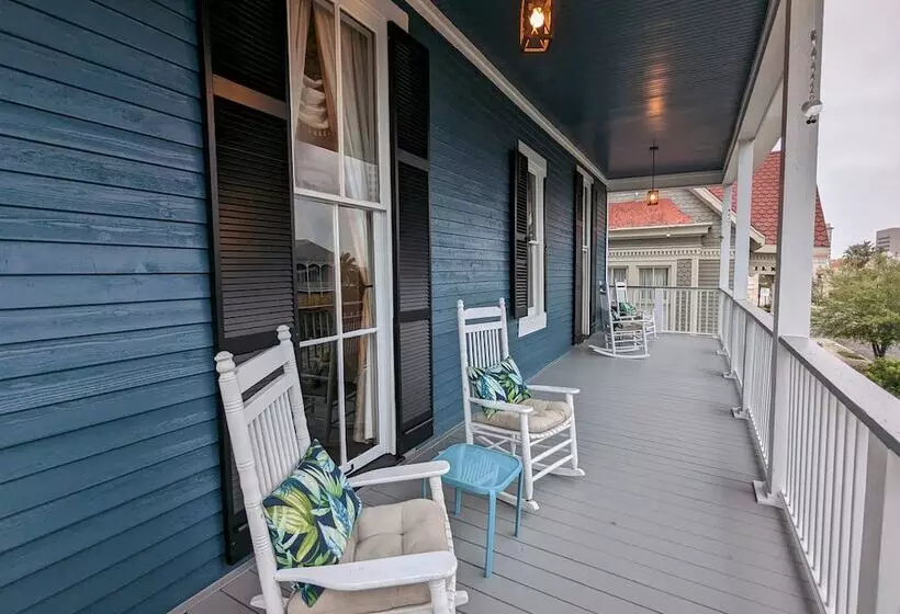 ユースホステル The 1890 Freeman House