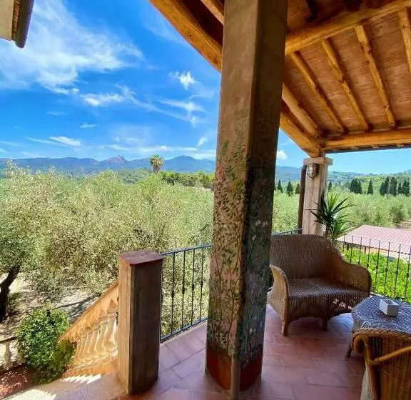 ホテル Agriturismo Montefabbrello