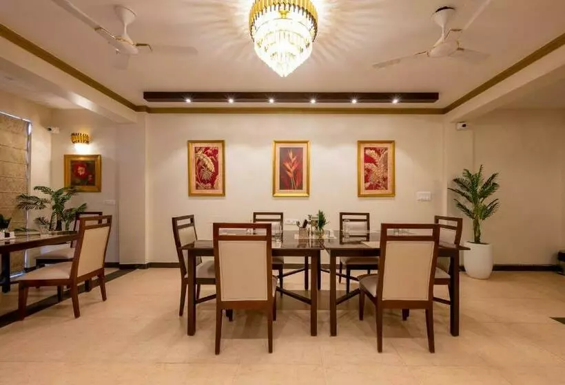 Hotelli Revathi Resorts