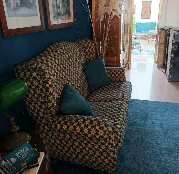 بنسيون Ada Rooms