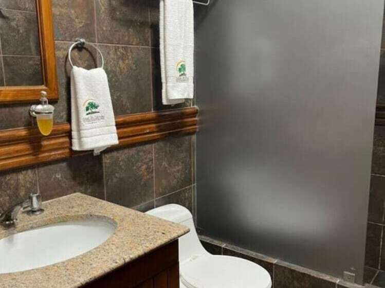 Vpx Hotel & Bungalows