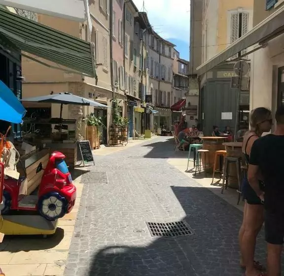 Captain Rest Apartment   Appartement Standing Vieux Port
