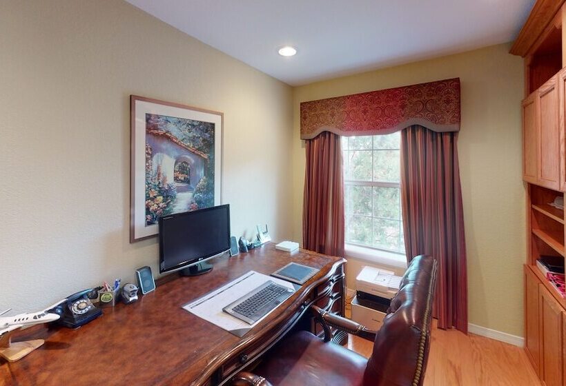 Exquisite Mountain Mansion West Wing