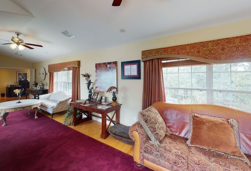 Exquisite Mountain Mansion West Wing