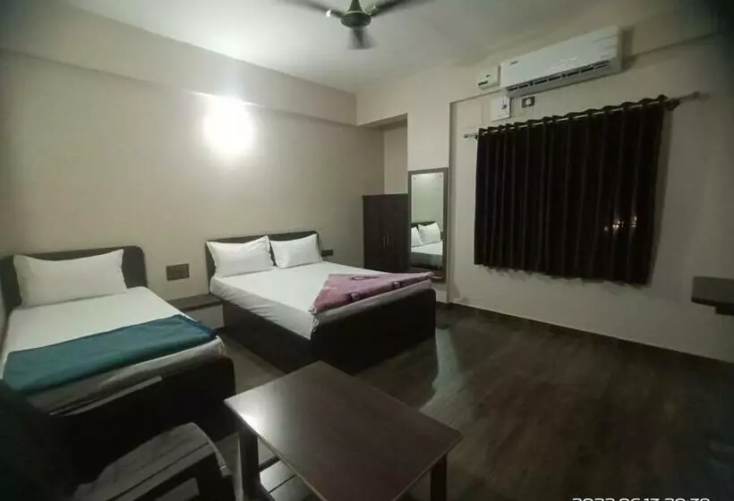 Hotelli Honnasiri Residency