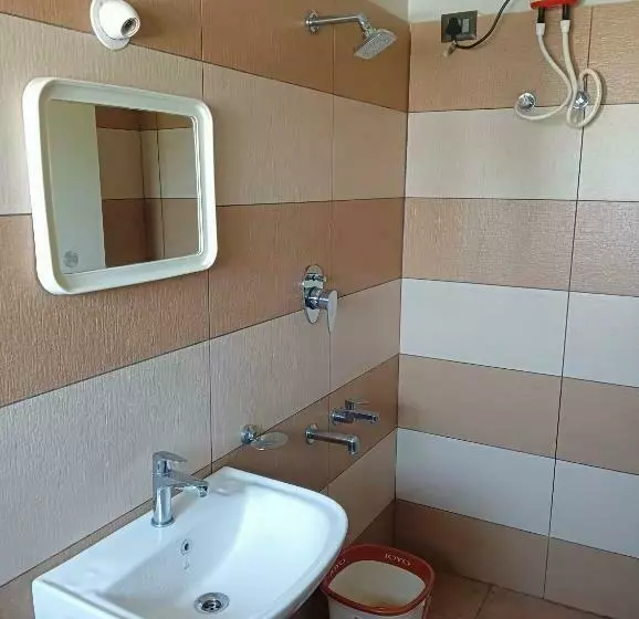 Hotelli Honnasiri Residency