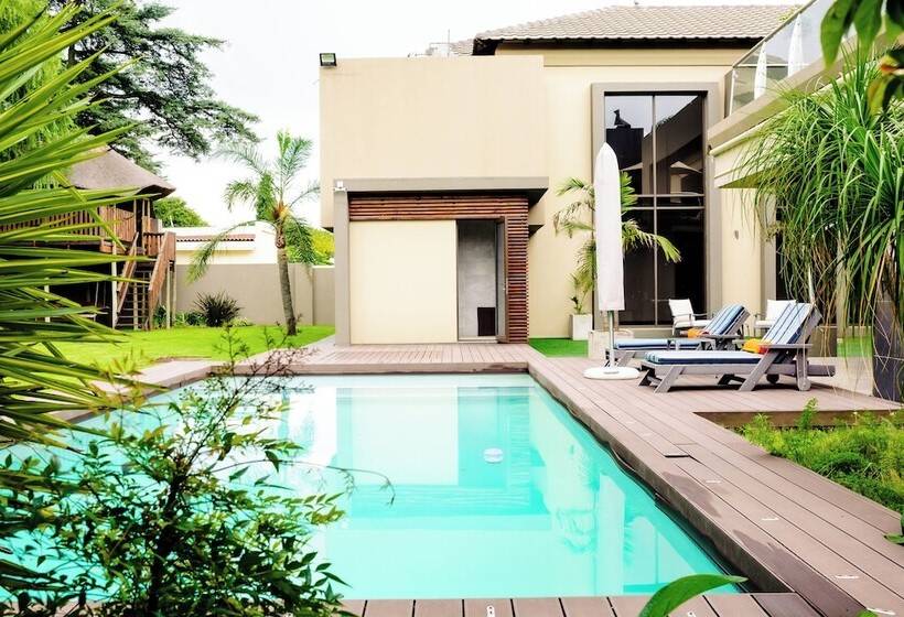 Hotel One O Eight Boutique