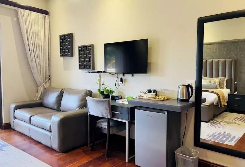 Hotelli One O Eight Boutique