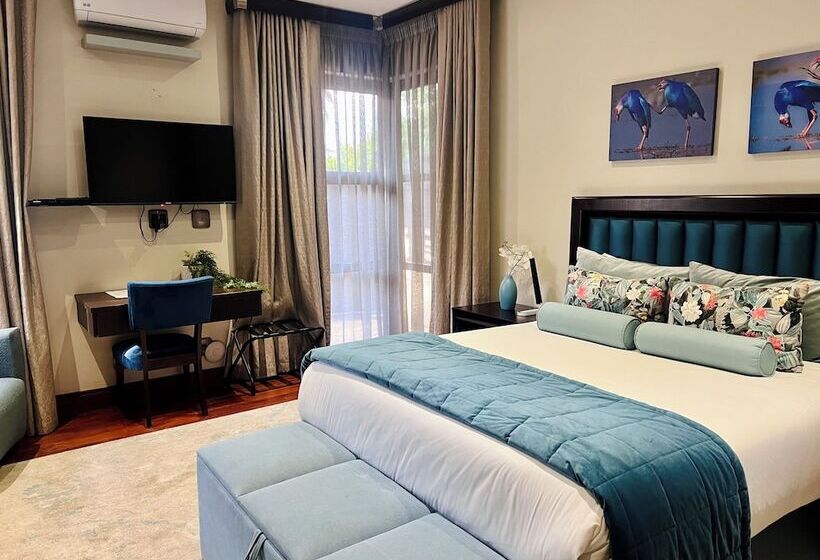 Hotel One O Eight Boutique