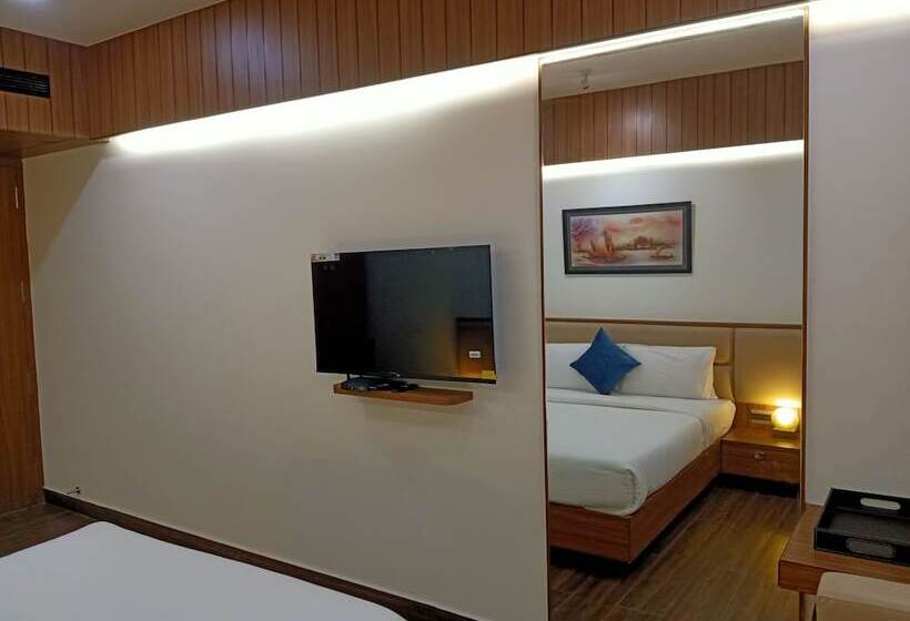 Отель Tgi Felicity