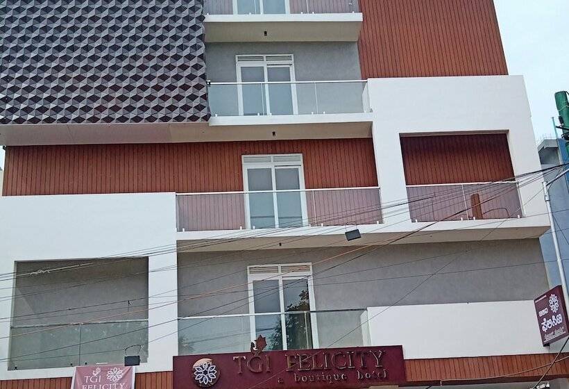 Отель Tgi Felicity