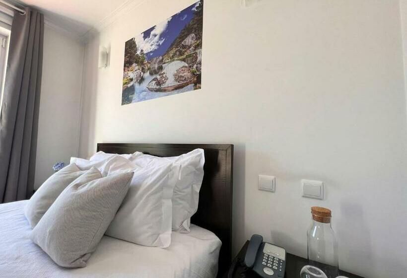 هتل Vale Do Zêzere