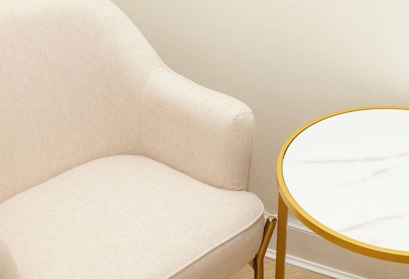 Joivy Modern Flat In City Centre   For Up To 3 Guests