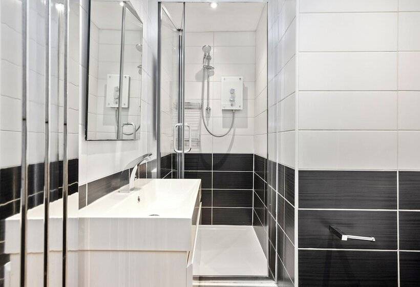 Joivy Modern Flat In City Centre   For Up To 3 Guests