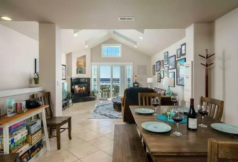 Moonlight By Avantstay Modern Home W Views Direct Access To Rockaway Beach