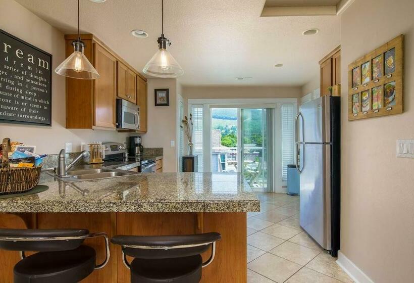 Moonlight By Avantstay Modern Home W Views Direct Access To Rockaway Beach