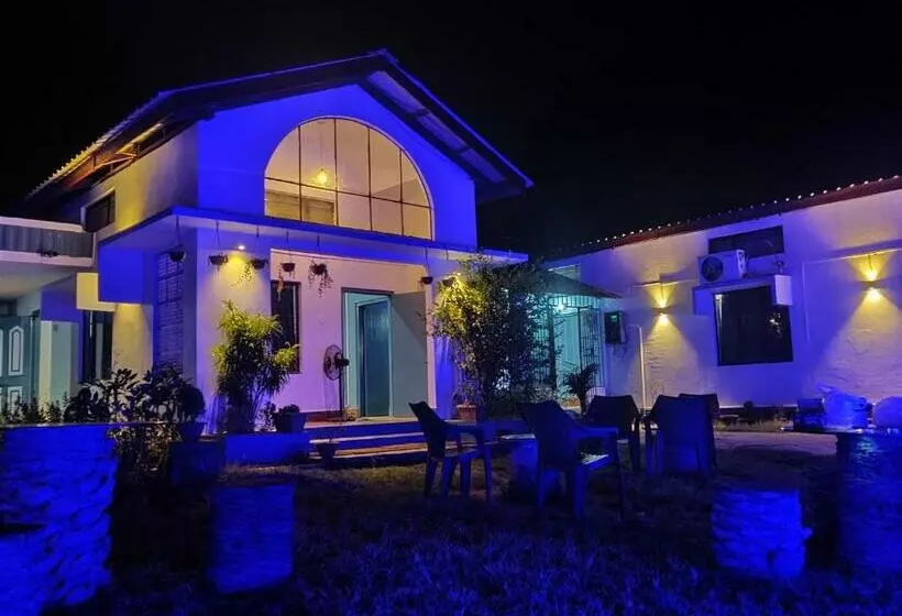 پانسیون Urban Villa