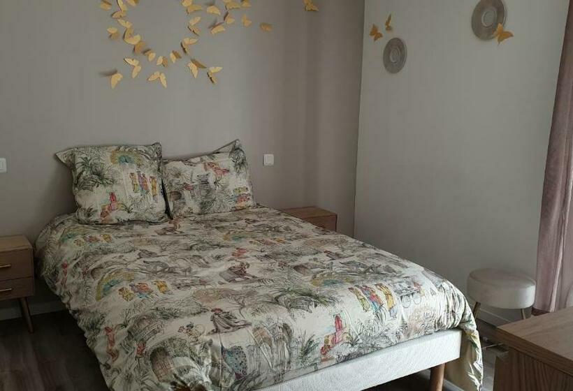 تختخواب و صبحانه Le Cottage De Lily