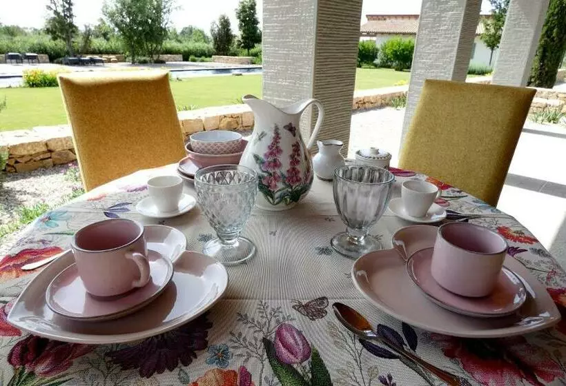 ホテル Agriturismo Resort Il Foionco